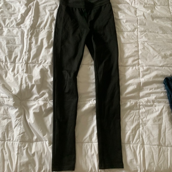 NWOT BCBG Maxazaria leggings, Xs - Picture 4 of 7